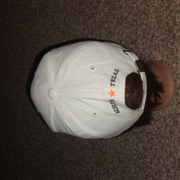 Tito's Handmade Vodka Adjustable Hat Biege - Picture 4 of 10